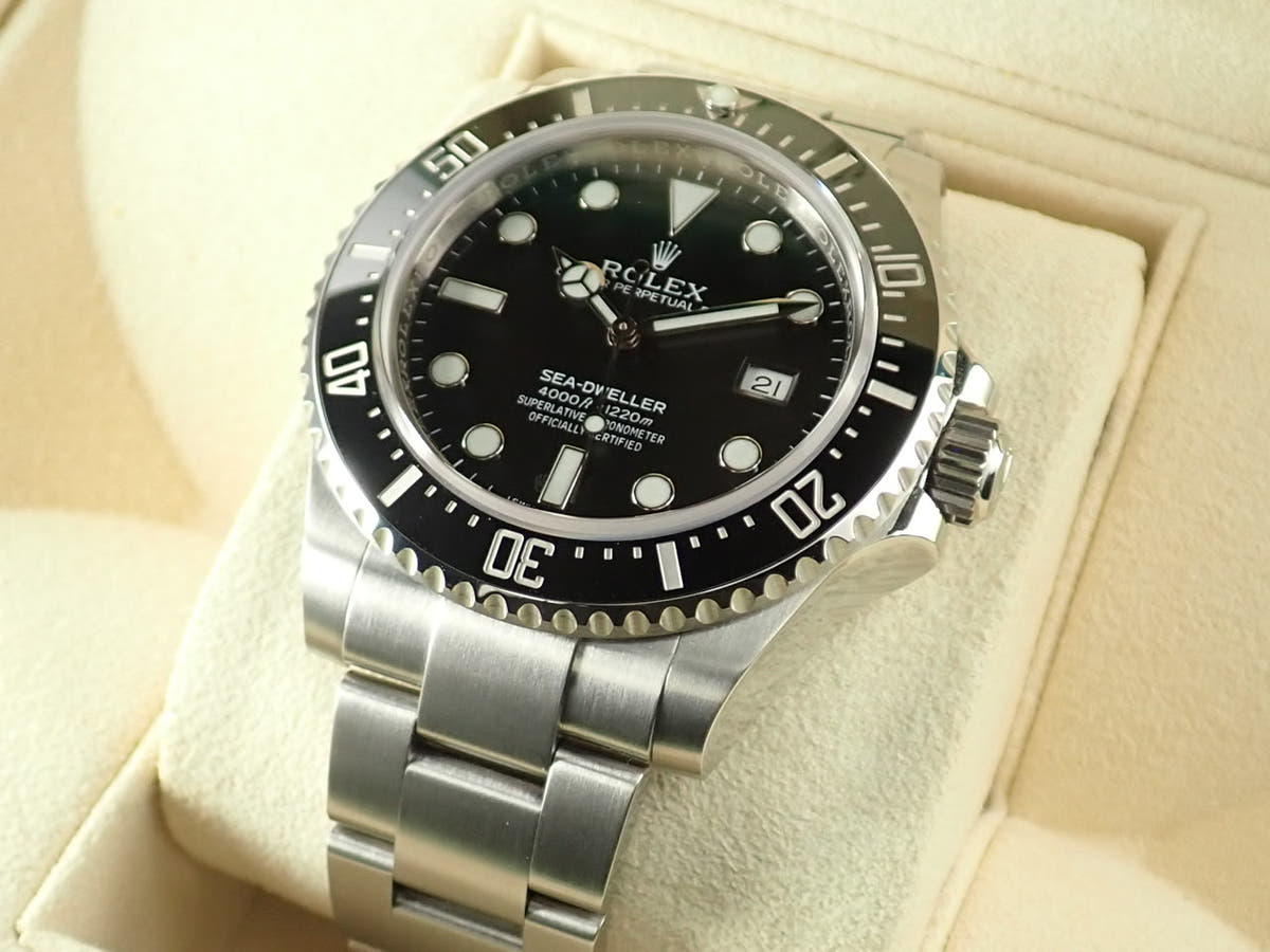 ロレックス シードゥエラー 4000 Ref.116600 ブラック文字盤 美品 M8098R9A