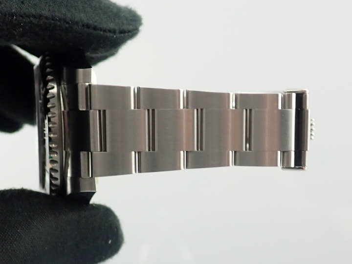 Rolex Sea-Dweller 4000 <Warranty, Box, etc.>