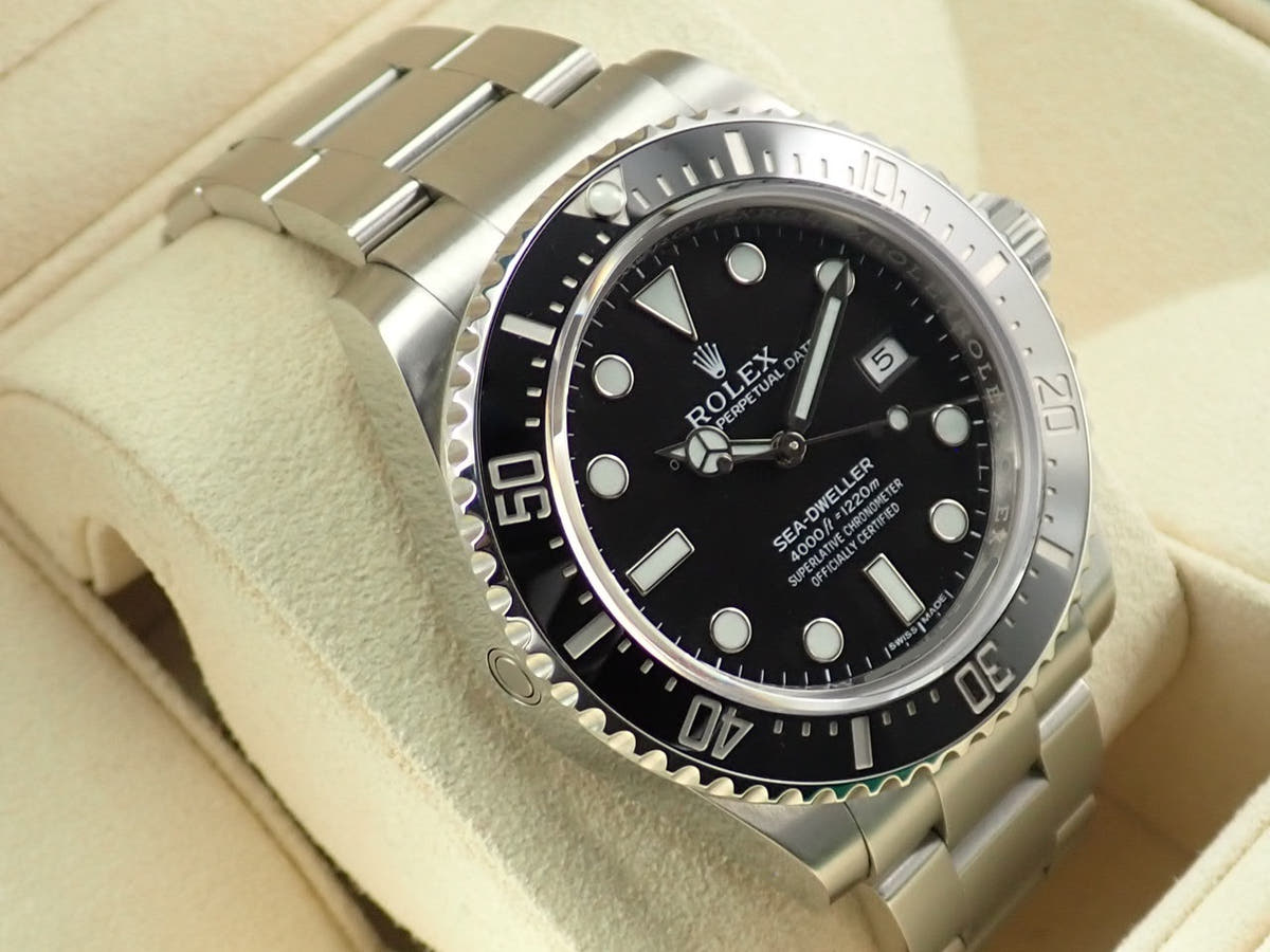 ロレックス シードゥエラー 4000 Ref.116600 ブラック文字盤 中古 1CC8HM66