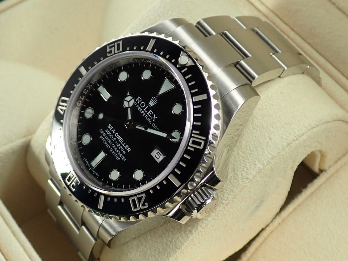 ロレックス シードゥエラー 4000 Ref.116600 ブラック文字盤 中古 1CC8HM66