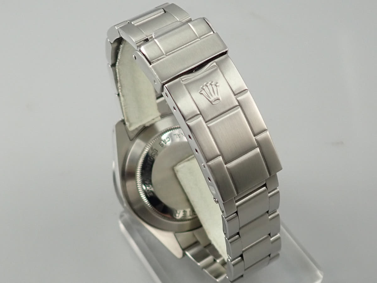 ロレックス シードゥエラー トリプルシックス Ref.16660 ブラック文字盤 中古 AH982630