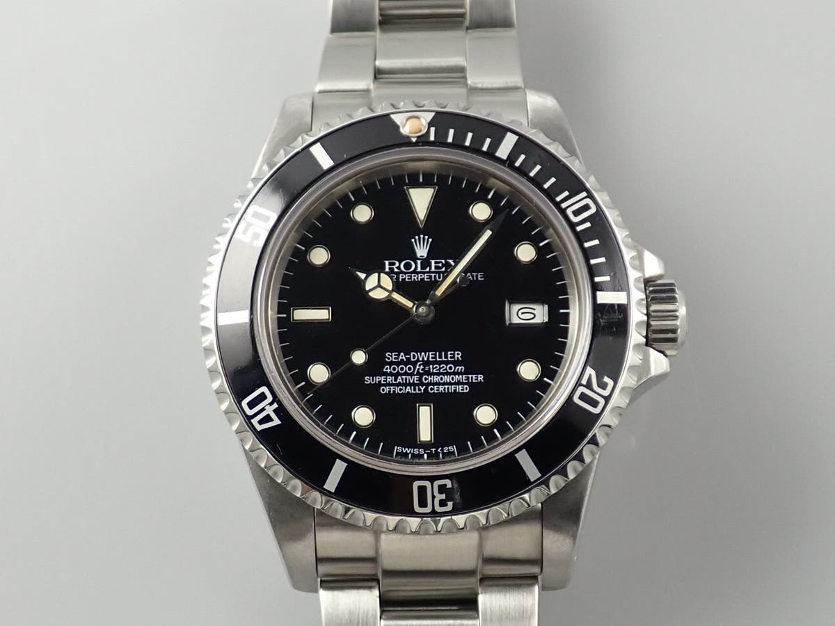 ロレックス シードゥエラー トリプルシックス Ref.16660 ブラック文字盤 中古 AH982630
