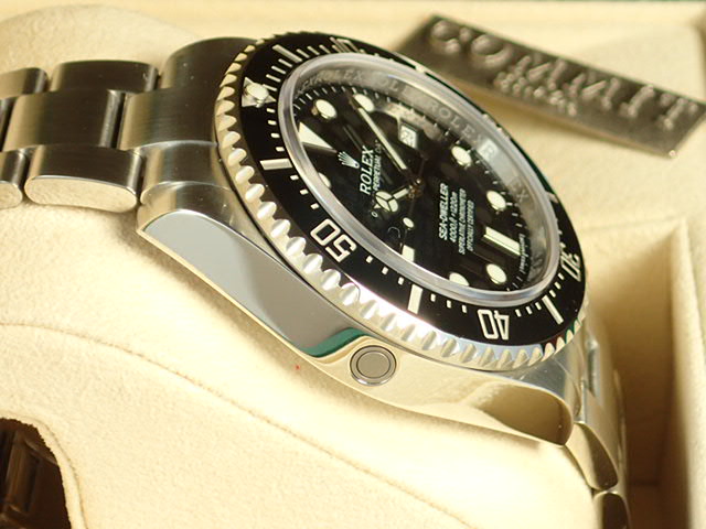 Rolex Sea-Dweller 4000 Random [Good Condition]