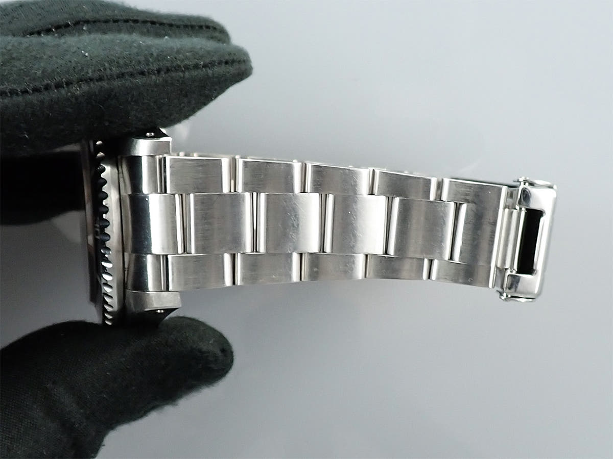 ロレックス シードゥエラー Ref.16600 ブラック文字盤 中古 T44587UR
