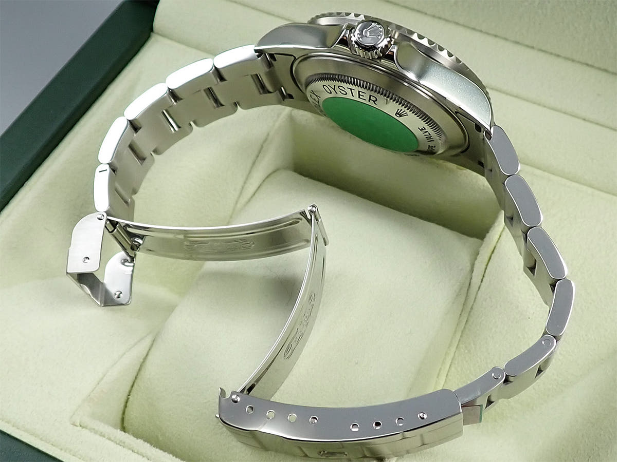 ロレックス シードゥエラー Ref.16600 ブラック文字盤 未使用 YFV3K0RW