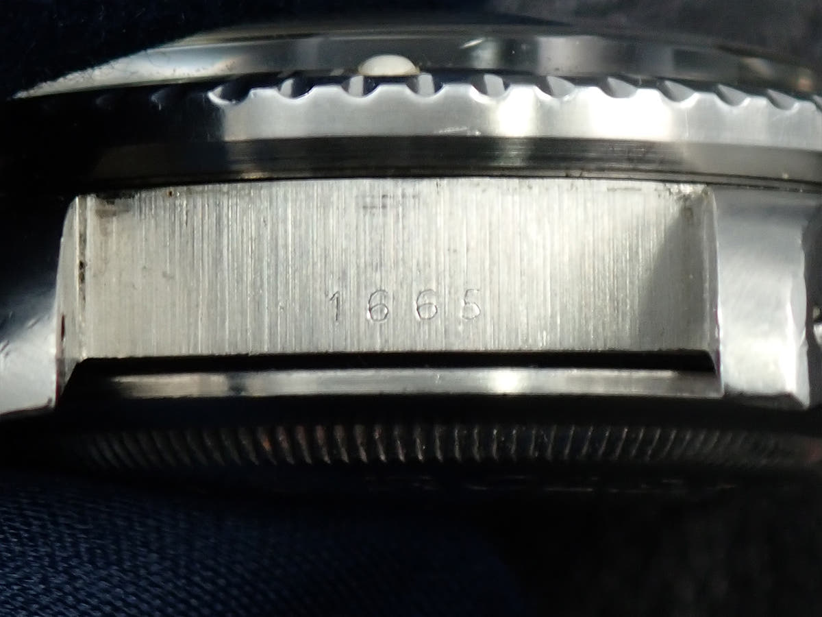 ロレックス シードゥエラー Ref.1665 ブラック文字盤 中古 ZT2223JS