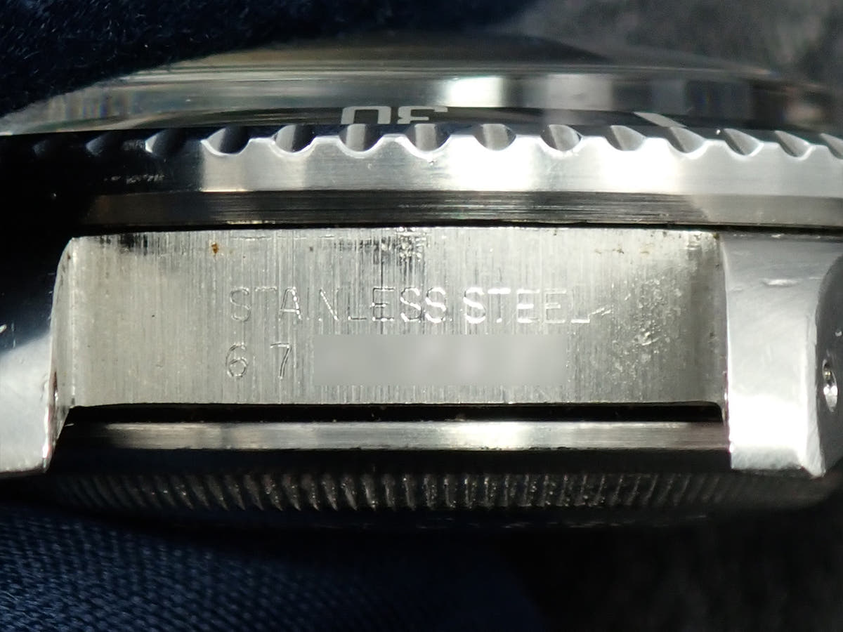 ロレックス シードゥエラー Ref.1665 ブラック文字盤 中古 ZT2223JS