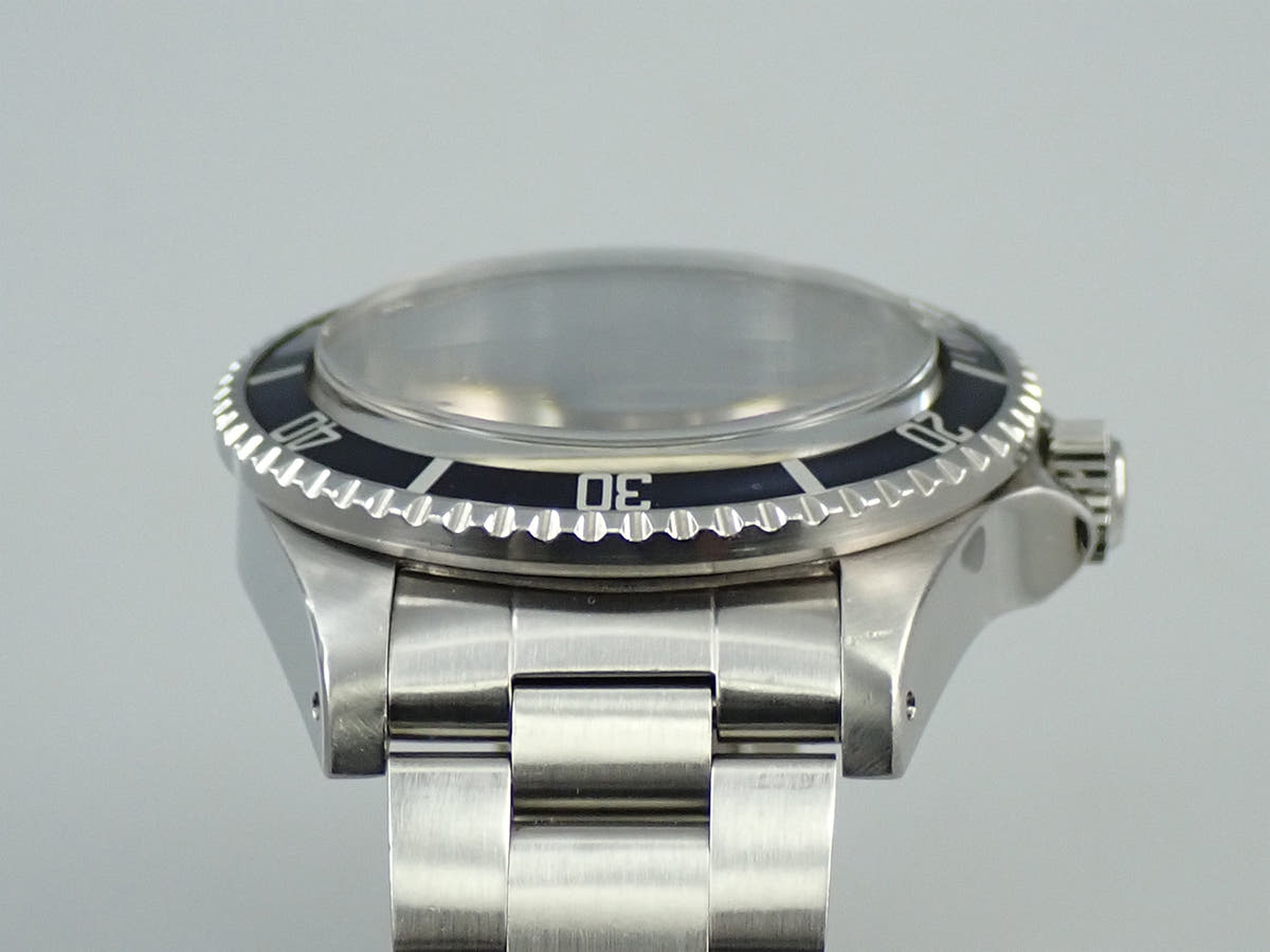 ロレックス シードゥエラー Ref.1665 ブラック文字盤 中古 ZT2223JS