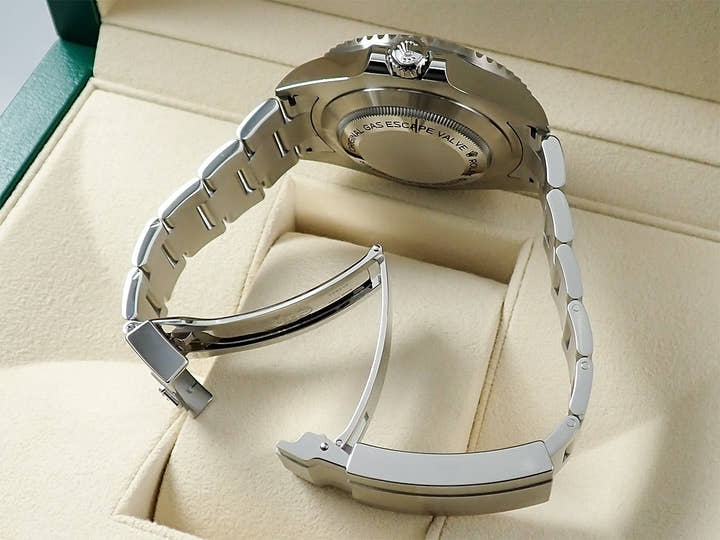 Rolex Sea-Dweller <Warranty, Box, etc.>