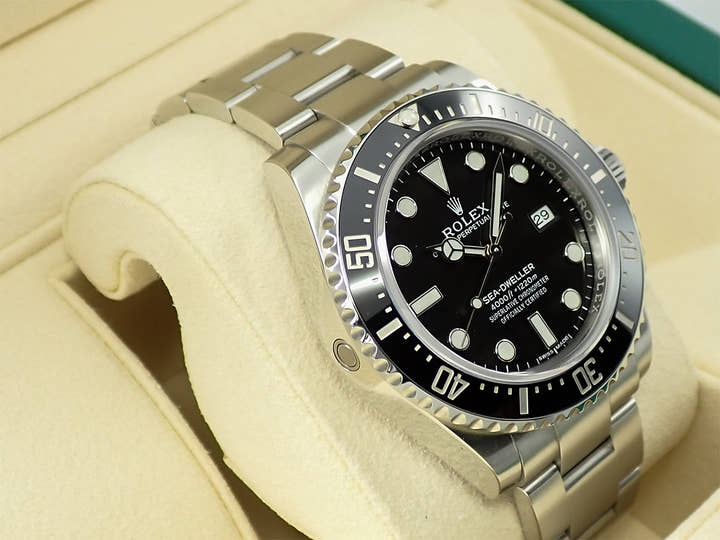 Rolex Sea-Dweller 4000 <Warranty, Box, etc.>