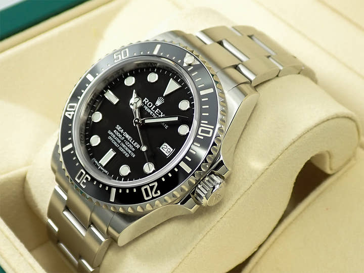 Rolex Sea-Dweller 4000 <Warranty, Box, etc.>