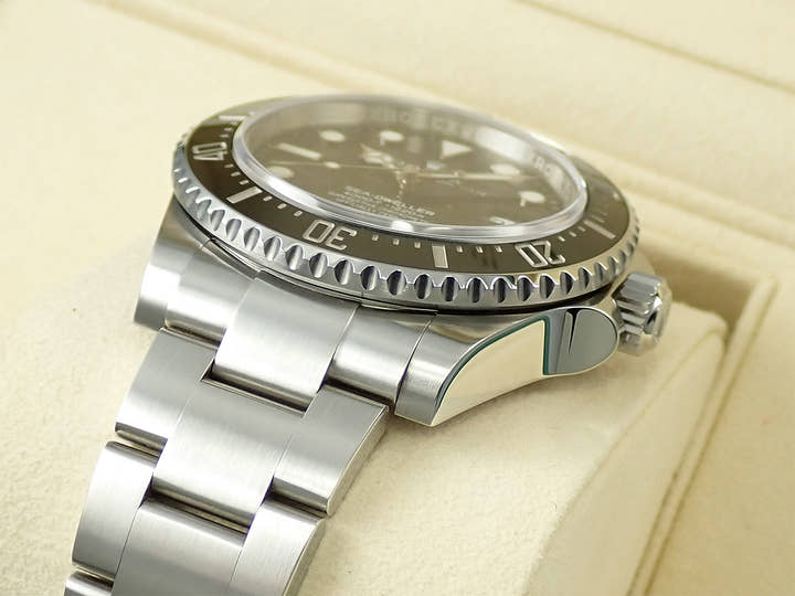Rolex Sea-Dweller 4000 <Warranty, Box, etc.>