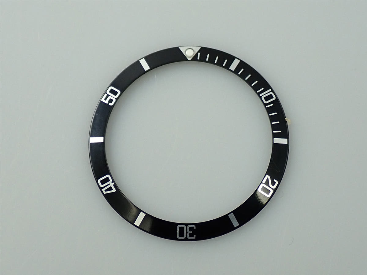 ロレックス シードゥエラー Ref.1665 ブラック文字盤 中古 K68XZJHX