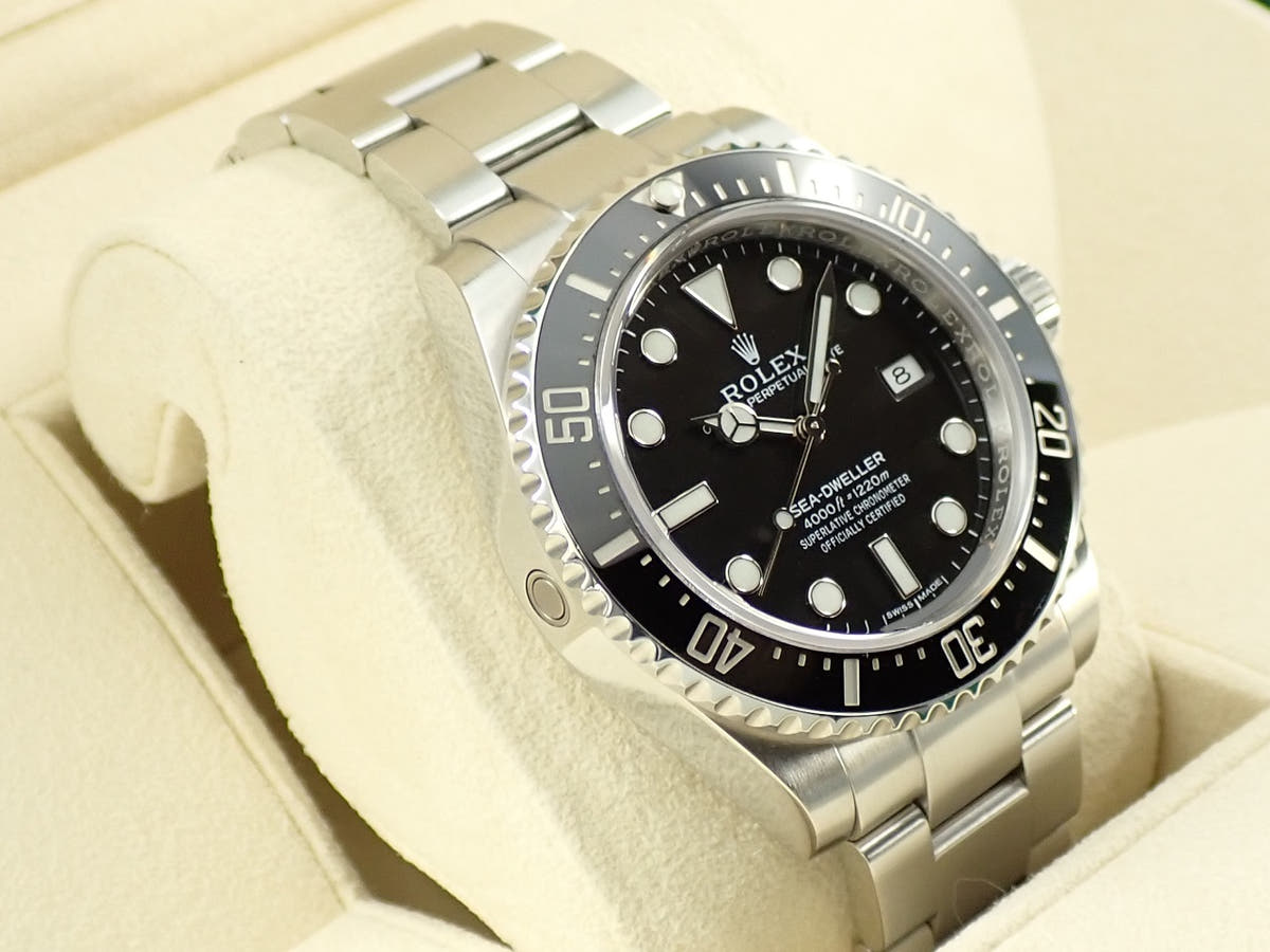 ロレックス シードゥエラー 4000 Ref.116600 ブラック文字盤 中古 26W859LL