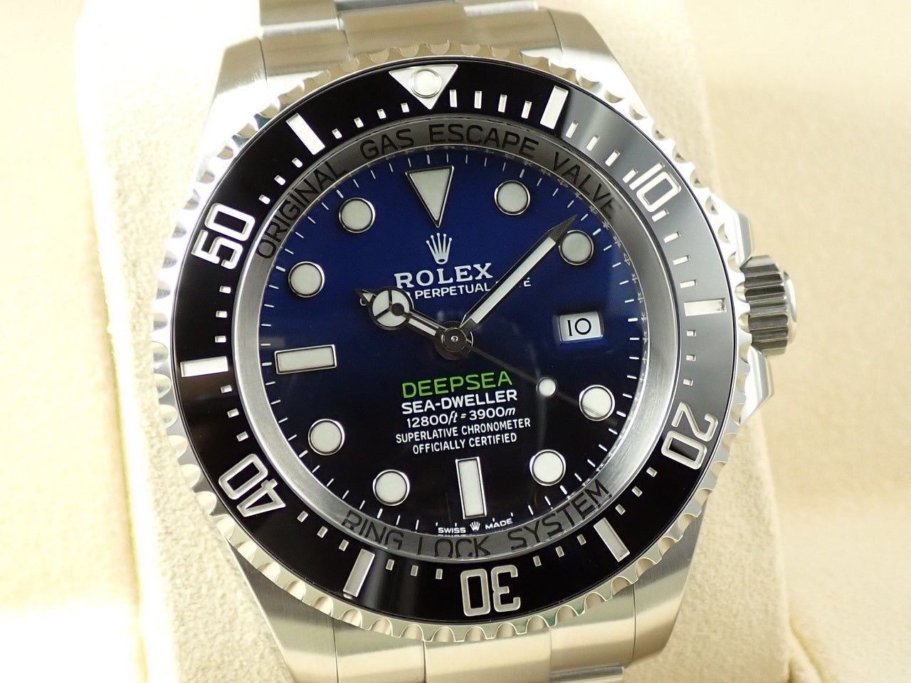 Rolex Sea-Dweller Deep Sea &lt;Warranty, Box, etc.&gt;