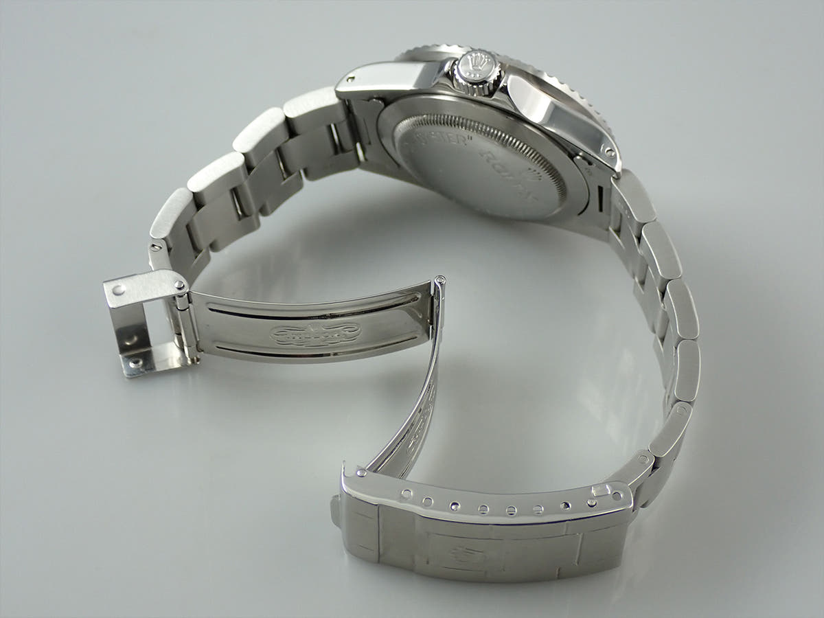 ロレックス シードゥエラー Ref.1665 ブラック文字盤 中古 UP3T25F5