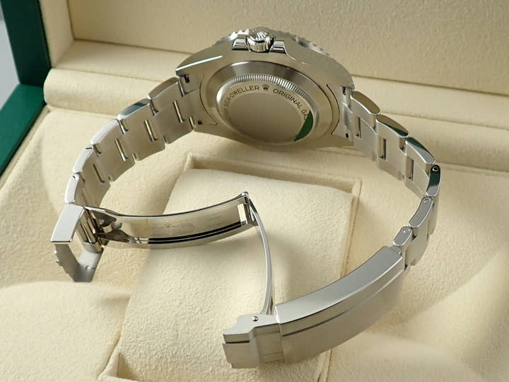 ロレックス シードゥエラー Ref.126600 ステンレススチール ブラック文字盤