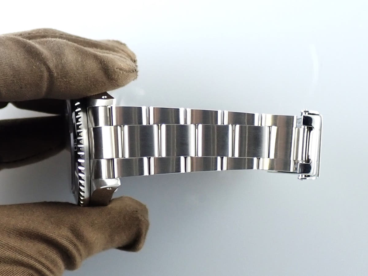 ロレックス シードゥエラー Ref.16600 ブラック文字盤 美中古 7ZPALVUJ