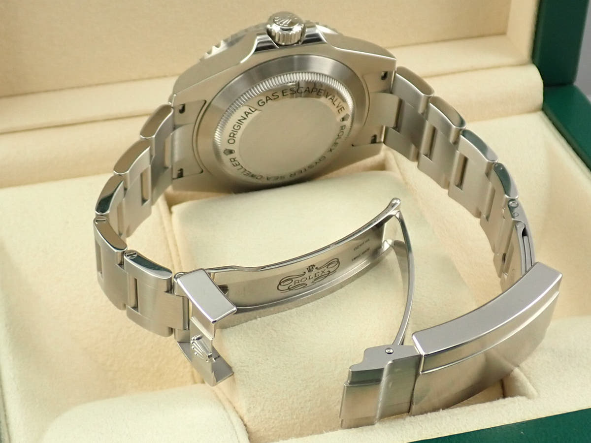 ロレックス シードゥエラー4000 Ref.116600 ブラック文字盤 美品 LM8955FA