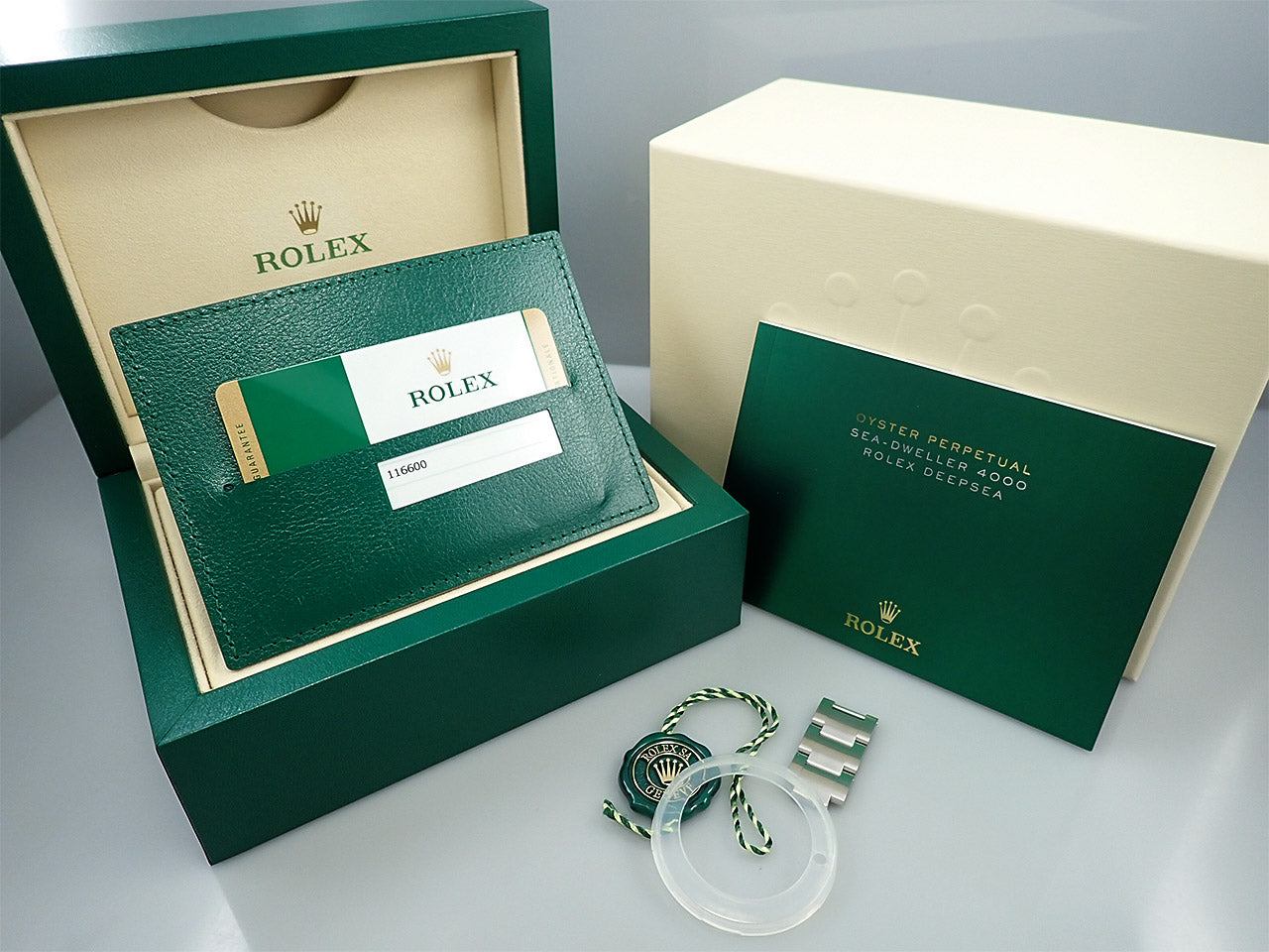 Rolex Sea-Dweller 4000 &lt;Warranty, Box, etc.&gt;