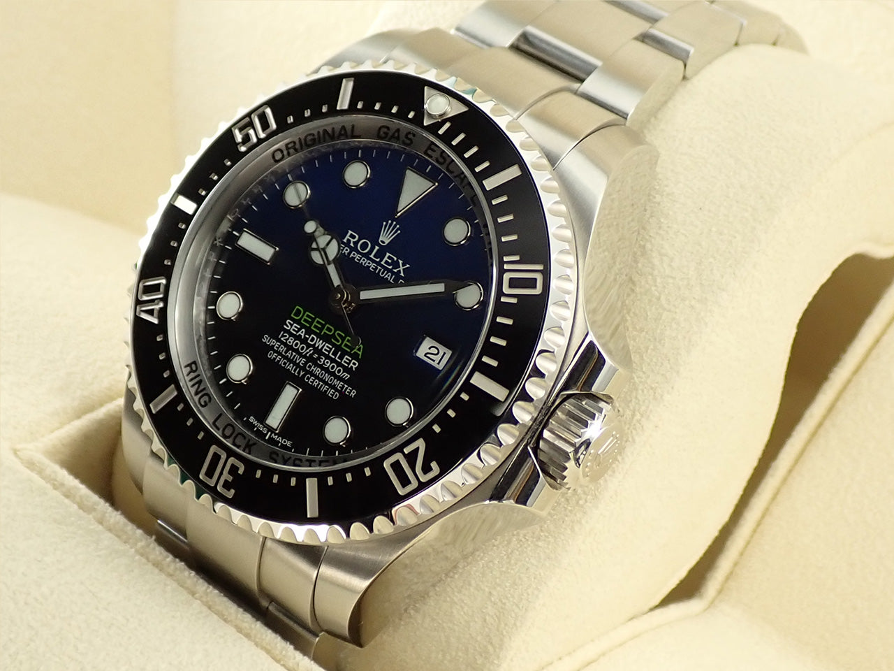 Rolex Sea-Dweller Deep Sea Ref.116660 SS D Blue Dial