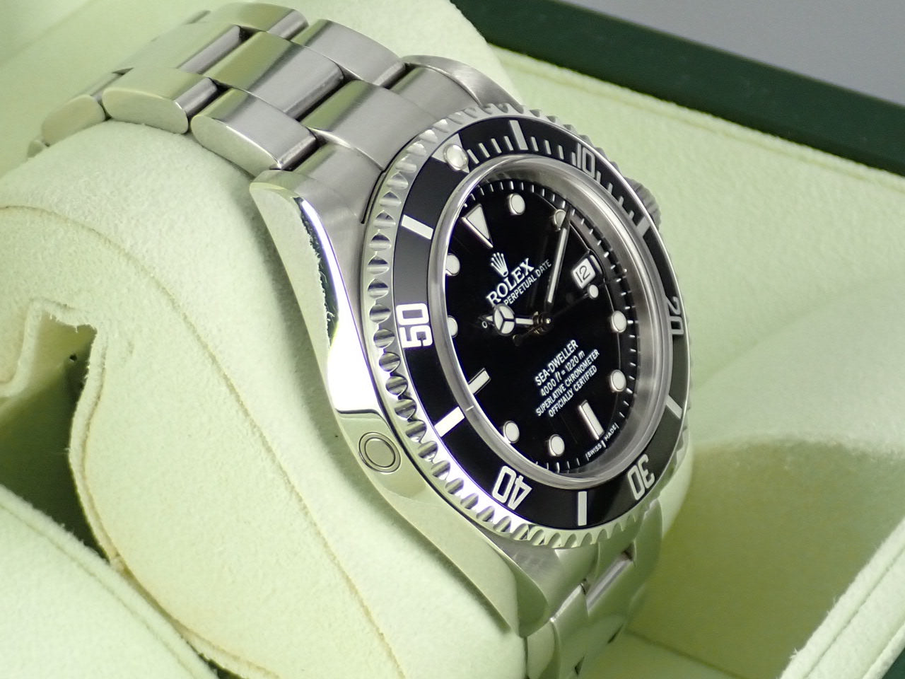 Rolex Sea-Dweller Ref.16600