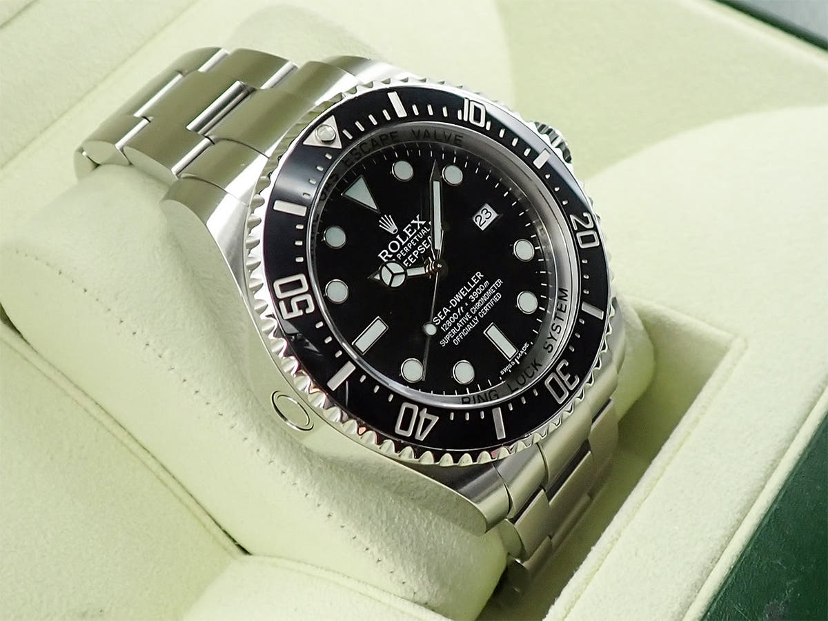 ロレックス シードゥエラー ディープシー Ref.116660 ブラック文字盤 中古 1886339Z