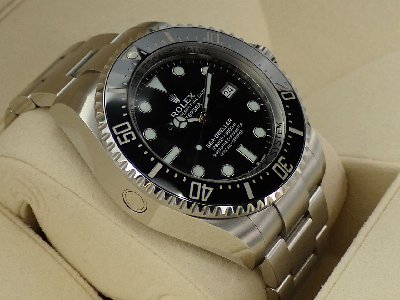 Rolex Sea-Dweller Deep Sea &lt;Warranty, Box, etc.&gt;