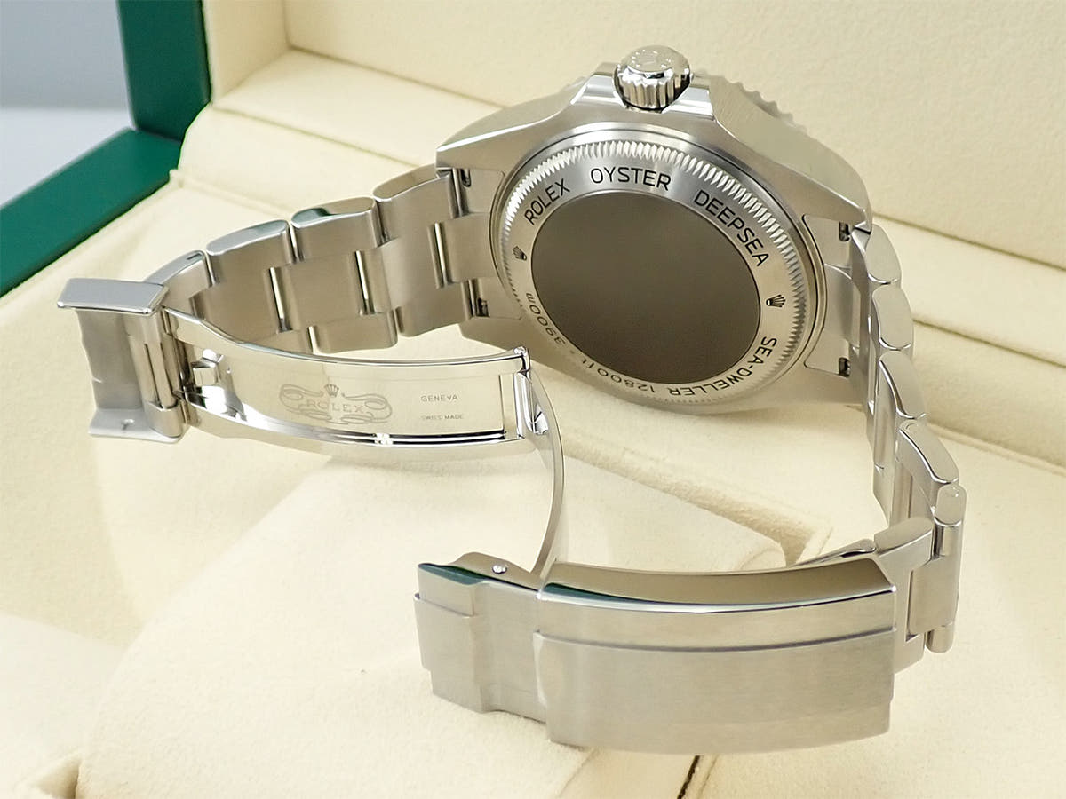 ロレックス シードゥエラー ディープシー Ref.126660 ブラック文字盤 未使用 S0S80062