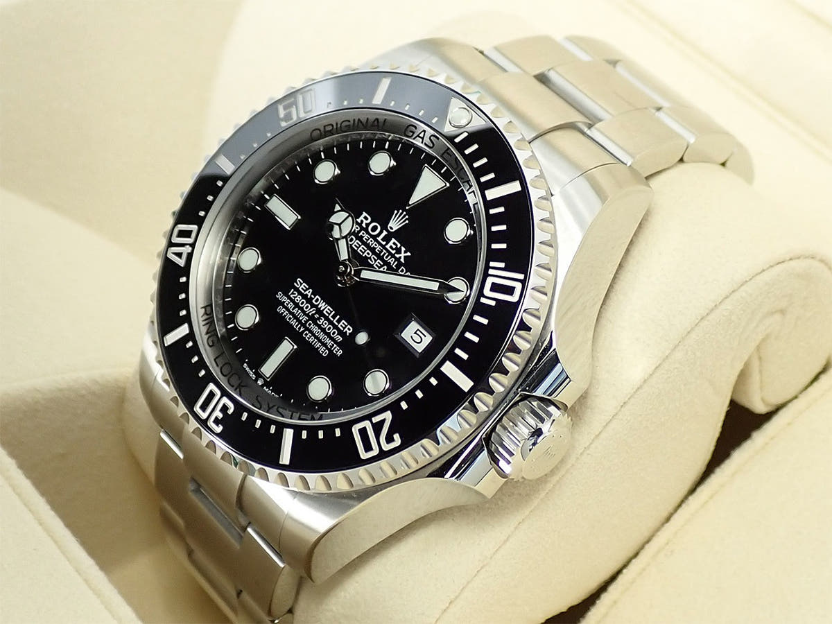 ロレックス シードゥエラー ディープシー Ref.126660 ブラック文字盤 未使用 S0S80062