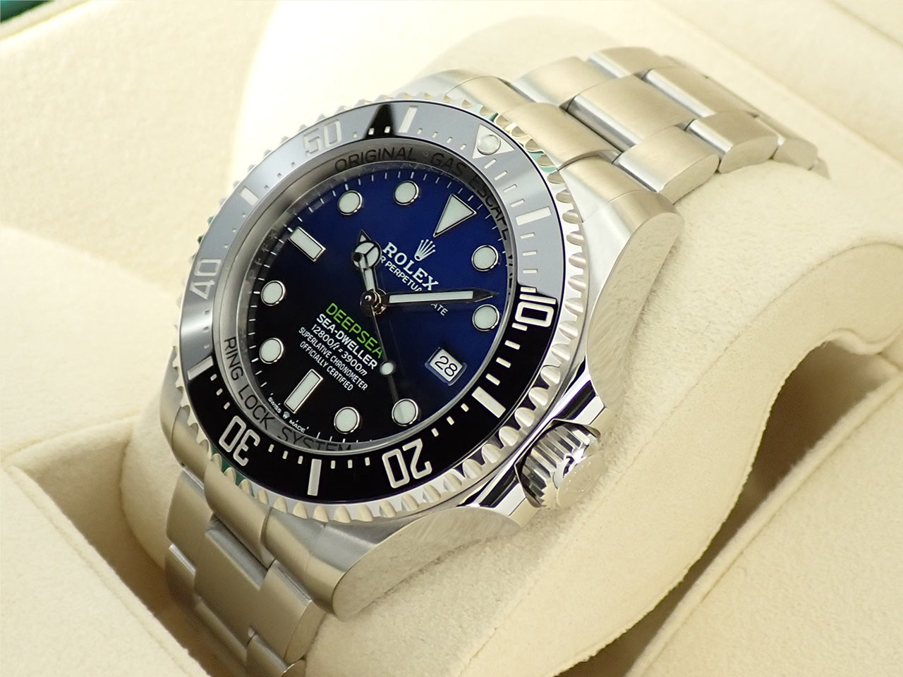 Rolex Sea-Dweller Deep Sea &lt;Warranty, Box, etc.&gt;