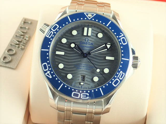 オメガ シーマスター Ref.210.30.42.20.06.001 グレ﻿ー文字盤 美品 sea-master-10