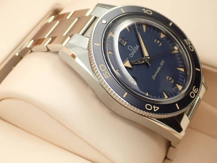 Omega Seamaster 300 Co-Axial Master Chronometer Ref.234.30.41.21.03.001 Blue Dial Unused VX03875W