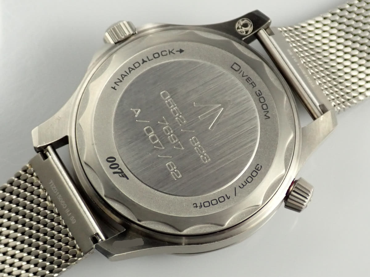 オメガ シーマスター ダイバー 300M コーアクシャル マスター クロノメーター 42MM Ref.210.92.42.20.01.001 ブラウン文字盤 中古 KJH3K607