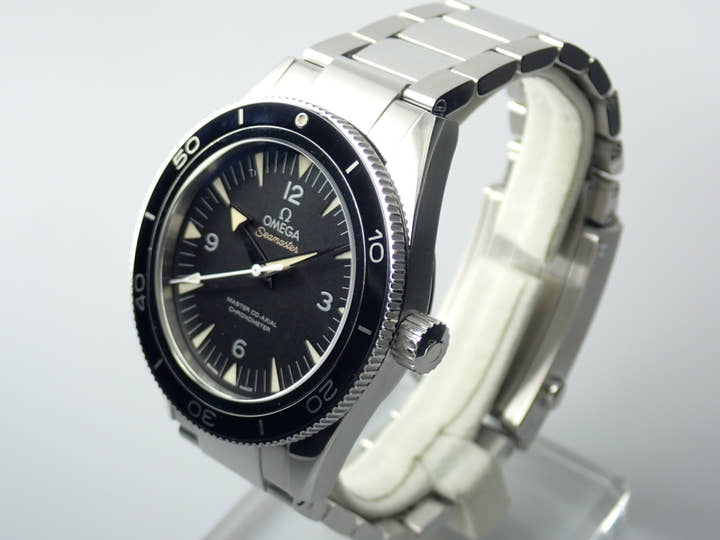 オメガ シーマスター Ref.233.30.41.21.01.001 ブラック文字盤 中古 sea-master-18