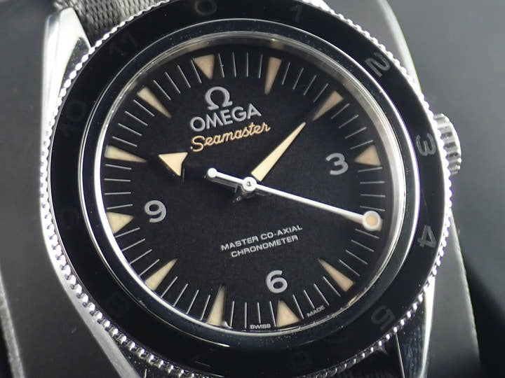 オメガ シーマスター Ref.233.32.41.21.01.001 ブラック文字盤 中古 sea-master-19