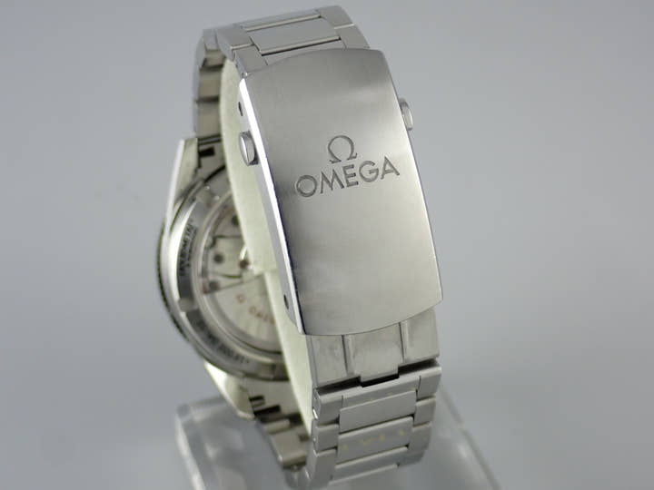 オメガ シーマスター Ref.233.30.41.21.01.001 ブラック文字盤 中古 sea-master-20
