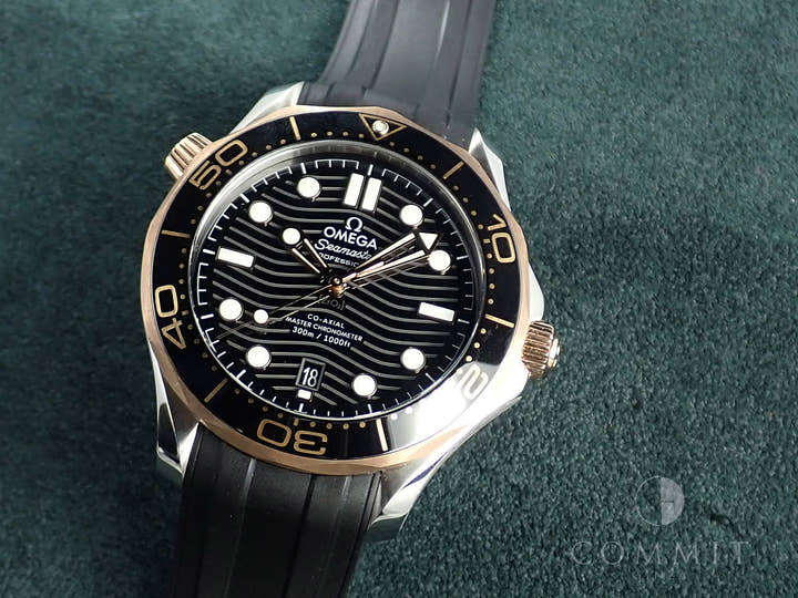 オメガ シーマスター ダイバー 300M コーアクシャル マスター クロノメーター 42MM Ref.210.22.42.20.01.002 ブラック文字盤 美品 H1HPWJCK