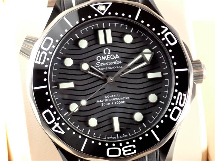オメガ シーマスター Ref.210.92.44.20.01.001 ブラック文字盤 中古 sea-master-24