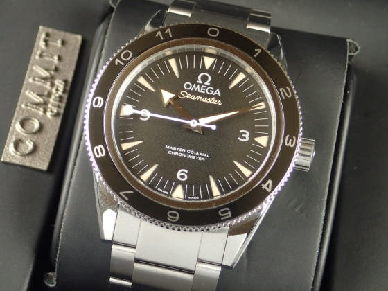 オメガ スピードマスター Ref.233.32.41.21.01.001 ブラック文字盤 中古 sea-master-2