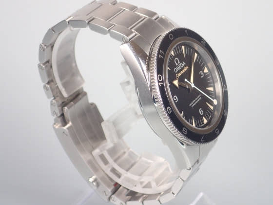 オメガ スピードマスター Ref.233.32.41.21.01.001 ブラック文字盤 中古 sea-master-2