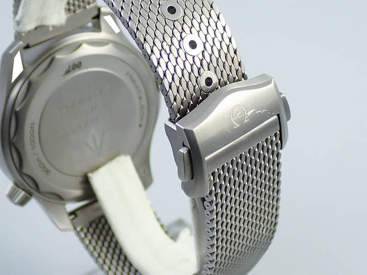 オメガ シーマスター ダイバー 300M コーアクシャル マスター クロノメーター 42MM Ref.210.90.42.20.01.001 ブラウン文字盤 中古 LU85FHXR