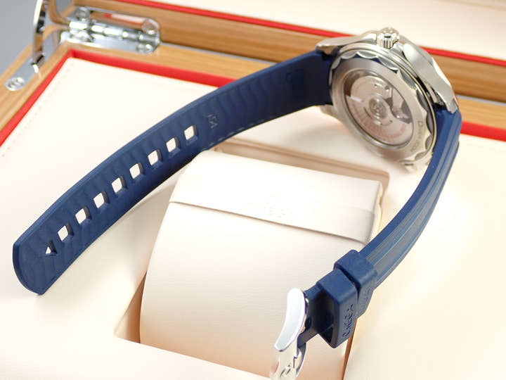 オメガ シーマスター ダイバー 300M コーアクシャル マスター クロノメーター 42MM Ref.210.32.42.20.03.001 ブルー文字盤 美品 F9VFVSV4
