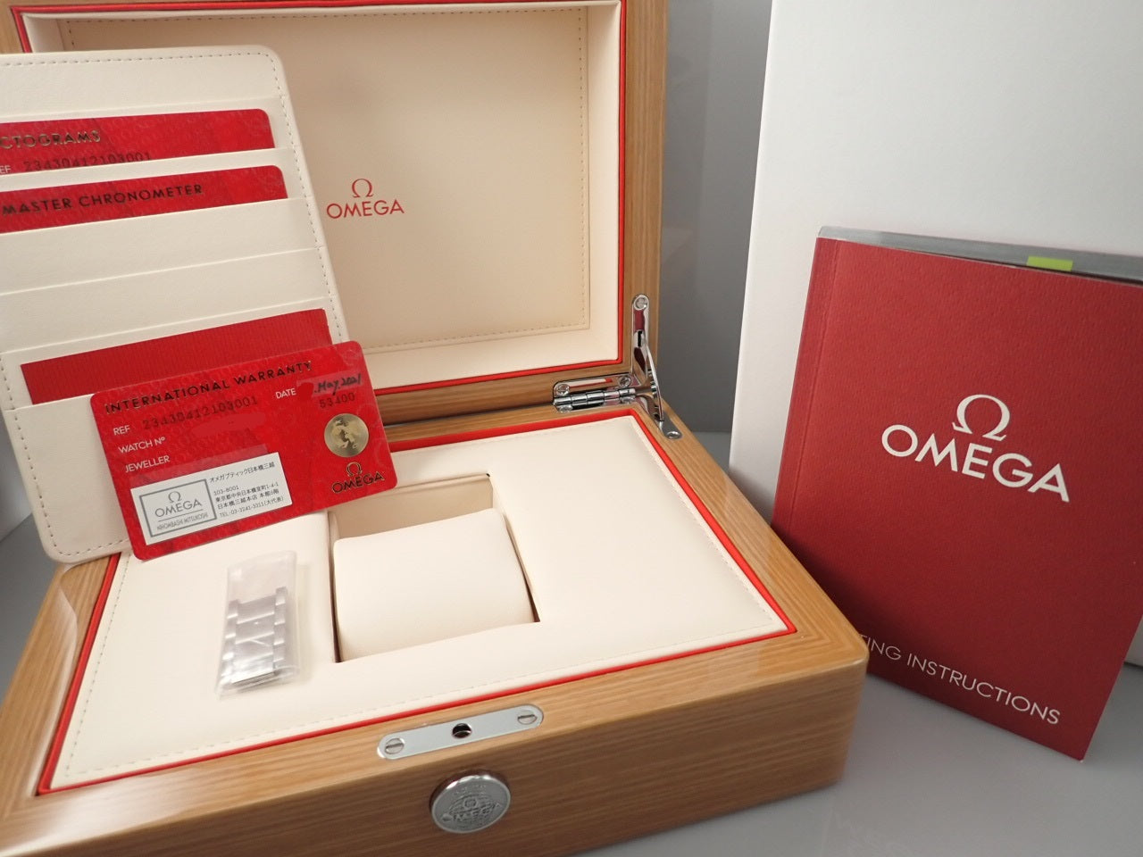 Omega Seamaster 300 Co-Axial Master Chronometer 41mm [Excellent condition] &lt;Warranty, box, etc.&gt;