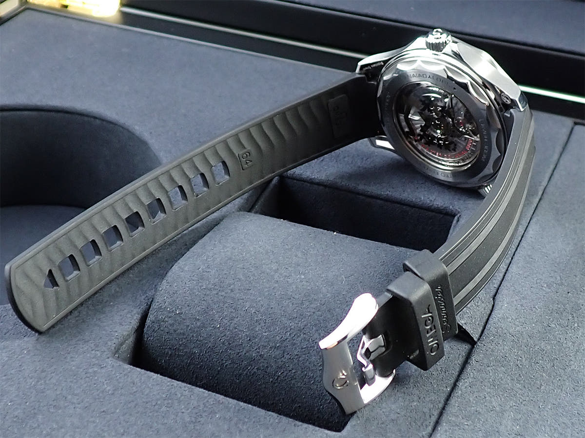 オメガ シーマスター 007 Ref.210.22.42.20.01.004 ブラック文字盤 美品 AK52K182