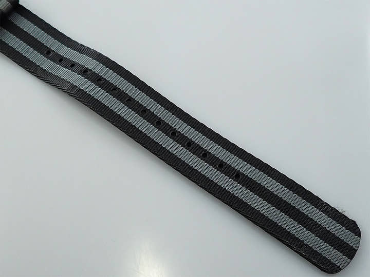 オメガ シーマスター 300 スペクター Ref.233.32.41.21.01.001 ブラック文字盤 美中古 S5136739