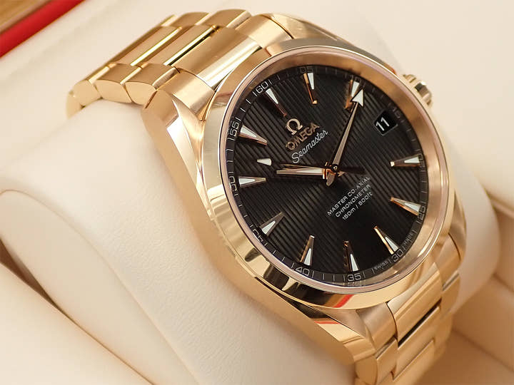 オメガ シーマスター アクアテラ Ref.231.50.39.21.06.003 グレー文字盤 中古 S78AT54X