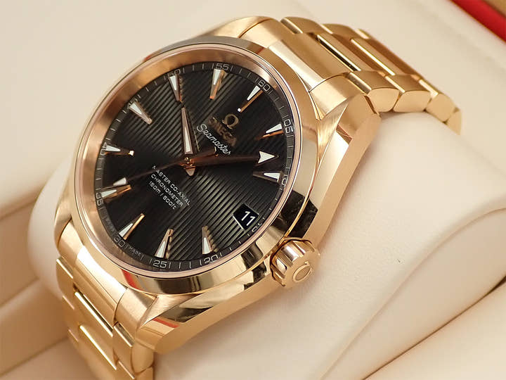 オメガ シーマスター アクアテラ Ref.231.50.39.21.06.003 グレー文字盤 中古 S78AT54X