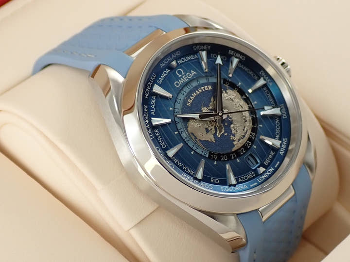 オメガ シーマスター アクアテラ GMT ワールドタイマー Ref.220.12.43.22.03.00﻿2 サマーブルー文字盤 未使用 A17KRKUJ