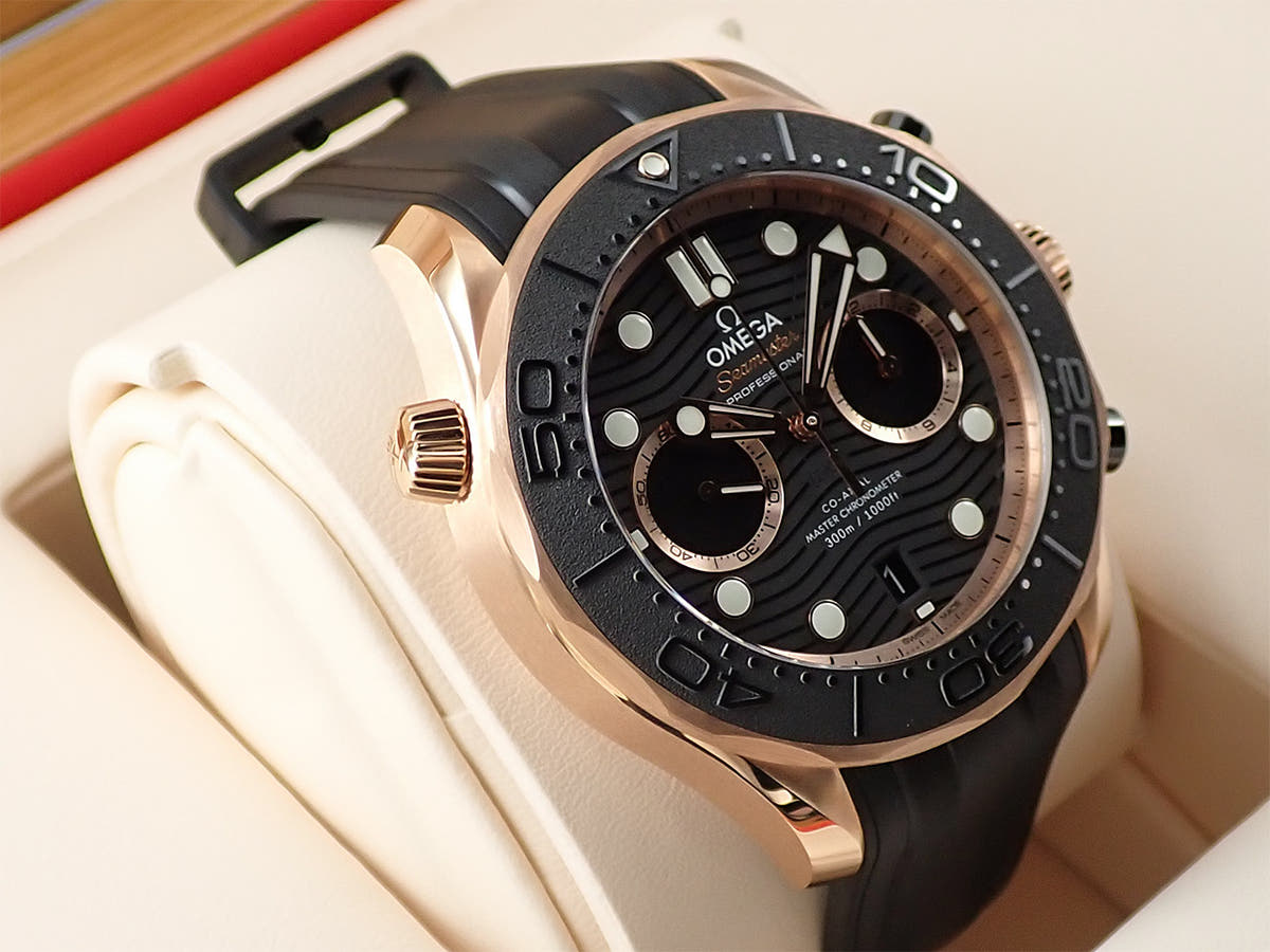 オメガ シーマスター ダイバー300M コーアクシャル マスター クロノメーター クロノグラフ Ref.210.62.44.51.01.001 ブラック文字盤 未使用 T5A5MC27